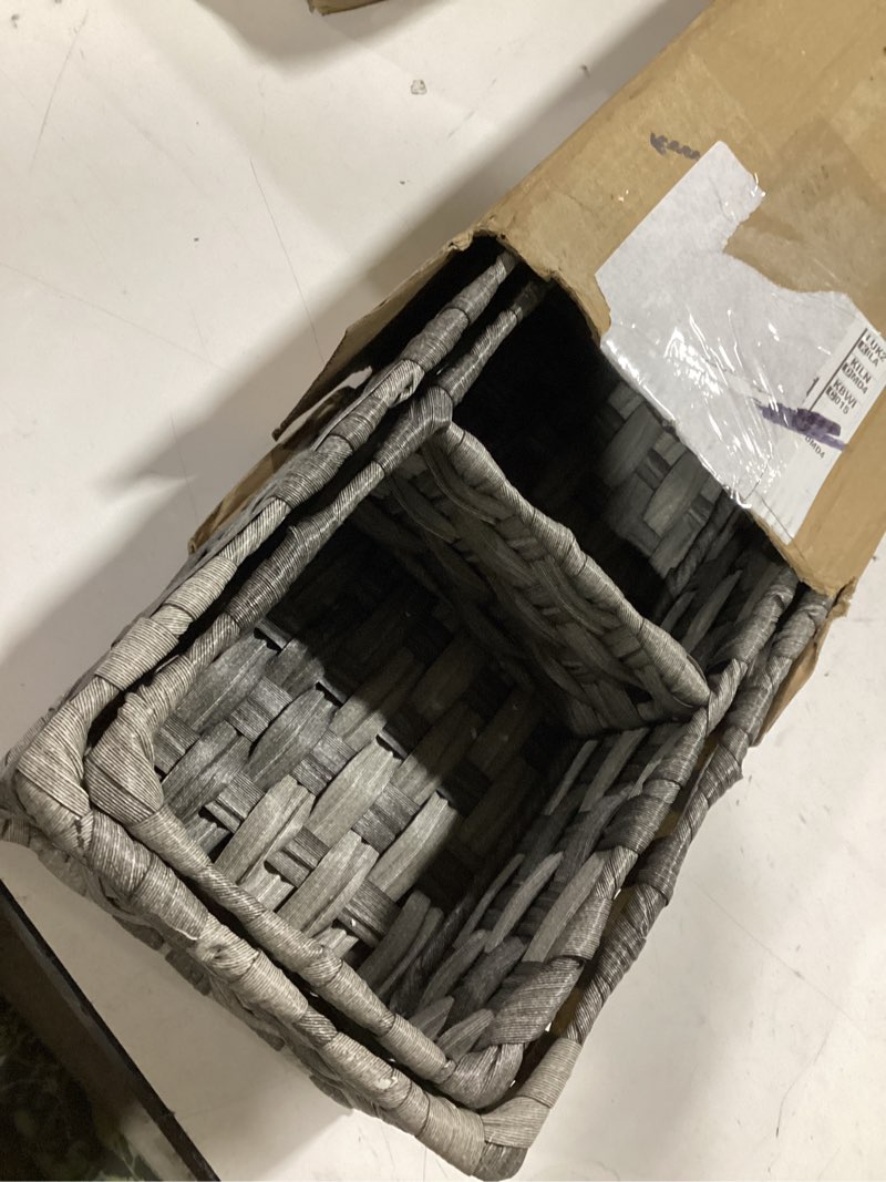 Condition photo showing Good Condition for zonon 8 pcs vintage floral round tissues holder car tissues cylinder with facial tissue bulk black flower tissue box travel tube for spring car decoration with 50 sheets for cup holder round container vintage 8