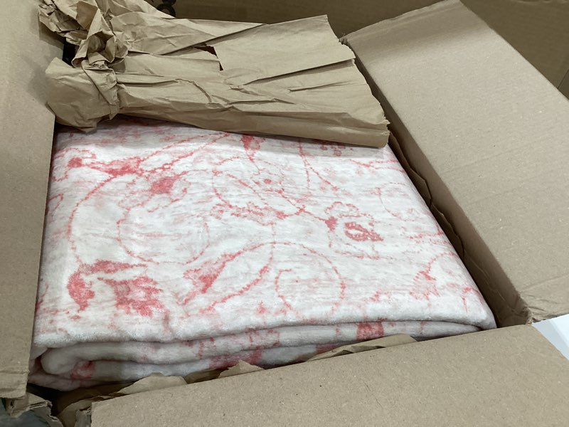Condition photo showing Good Condition for washable area rug 5x7, vintage floral low pile non slip rug for living room bedroom, farmhouse decorative carpet,blush pink 5'x7' boho blush pink