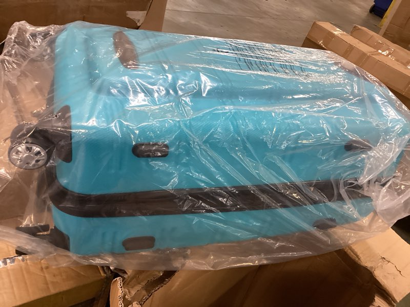 Condition photo showing Good Condition for Rockland Melbourne Hardside Expandable Spinner Wheel Luggage, Turquoise/Aqua, Checked-Large 28-Inch Checked-Large 28-Inch Turquoise/Aqua