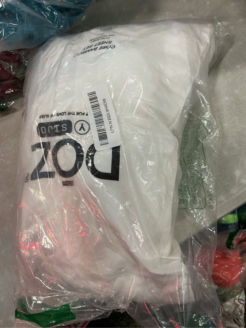 Condition photo showing Good Condition for doz sheet set, 100% viscose derived from bamboo, organically grown, buttery soft, cooling sheets, high gsm, deep pockets - 2 piece - 1 pillowcase 1 fitted sheet (snow, twin xl)