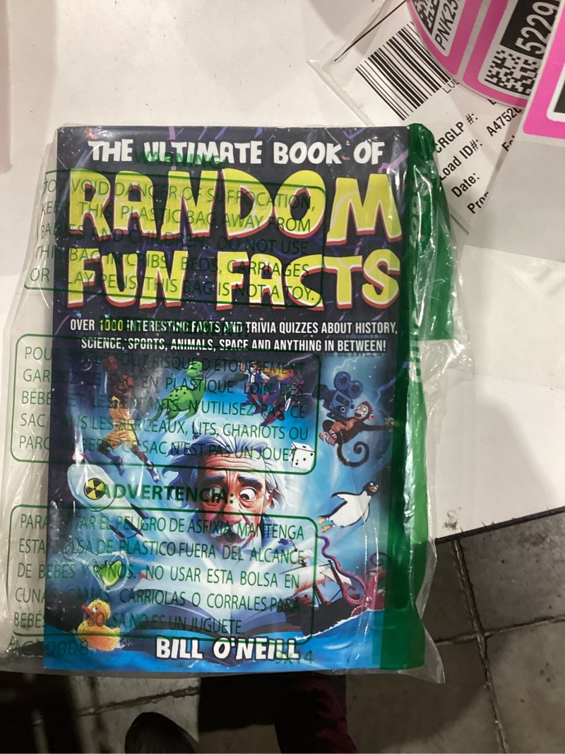 Condition photo showing New/Like New for The Ultimate Book of Random Fun Facts: Over 1000 Interesting Facts And Trivia Quizzes About History, Science, Sports, Animals, Space and Anything In Between!