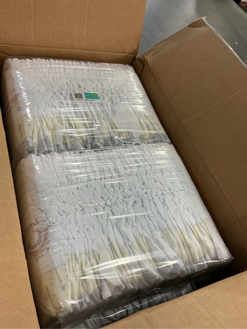 Condition photo showing New/Like New for pampers swaddlers diapers, size 5 (20-37 lbs), 132 count, absorbent, keeps baby dry and comfortable, skin safe disposable baby diaper (packaging may vary) size 5 132