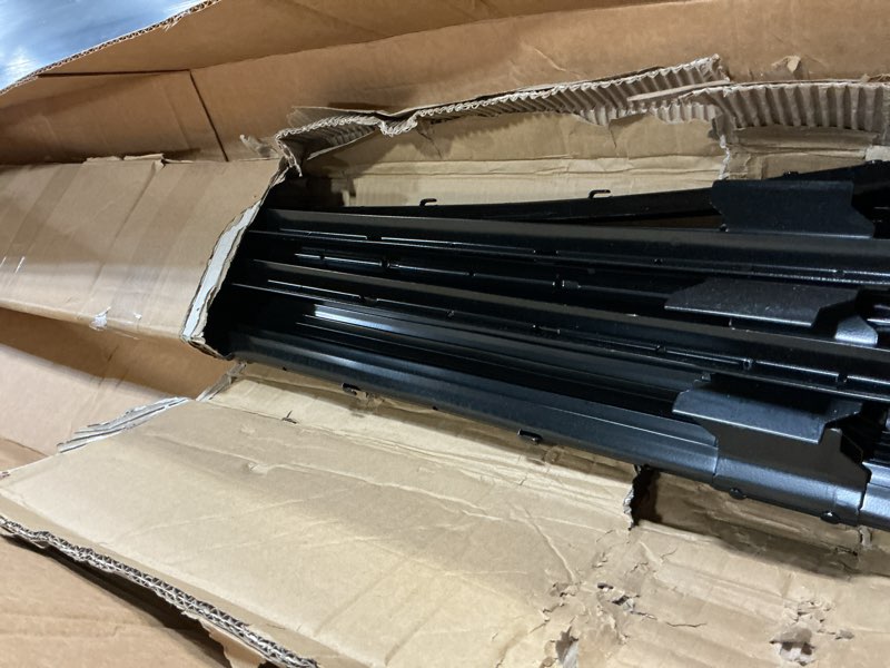 Condition photo showing Good Condition for 20 pack garden fence post, 5 feet heavy duty metal u-post for wire fence, no dig garden fence stakes for temporary fencing, electric fence wire, corner anchor, and more-black 5ft-20pcs black