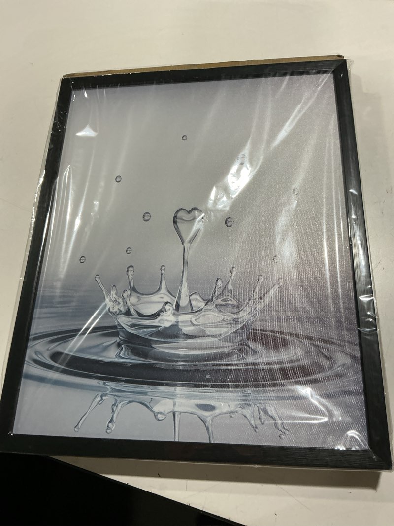 Condition photo showing Good Condition for Bathroom Pictures Wall Decor Heart Water Drop Splash Canvas Print Artwork Framed Bathroom Wall Art Modern Painting Artworks for Home Office Decoration 20"L x 16"W J008