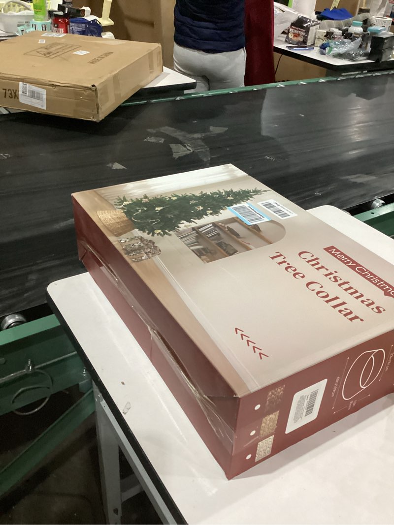 Condition photo showing New/Like New for 42in Extra Large Christmas Tree Collar - Woven Hyacinth Tree Collars for Artificial Trees - Rattan Rustic Farmhouse Basket for Tree Base Cover with Cord Cut-Out for 9ft 10ft 12ft Tree (Natural)