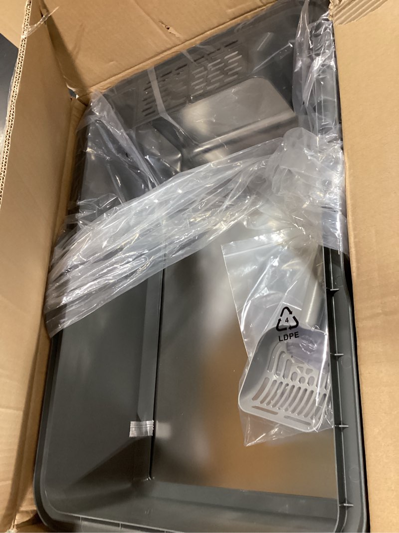 Condition photo showing Good Condition for woofigo enclosed stainless steel cat litter box with lid, xl extra large litter box for big cats, metal litter pan high sided, never absorbs odors, anti-urine leakage, easy cleaning, include scoop 5 - dark gray (pack of 1)