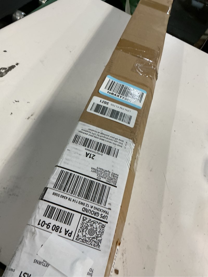 Condition photo showing Good Condition for coukiu 6 sets pre-cut wall molding kit,ready to assemble accent molding wainscoting panels for interior walls home decor?6 frames?style1) 6 frames, style 1 white