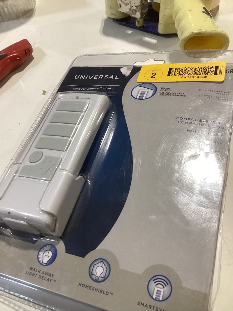 Condition photo showing Good Condition for harbor breeze universal 4.72-in 3-speed 3-setting white plastic indoor/outdoor angle mount capable handheld ceiling fan remote with receiver included