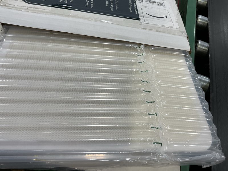 Condition photo showing New/Like New for diatomite stone bath mat, premium non-slip natural diatomaceous earth bathtub fast drying mats for bathroom floor (23.6" x 15.4" white) white 23.6" x 15.4"