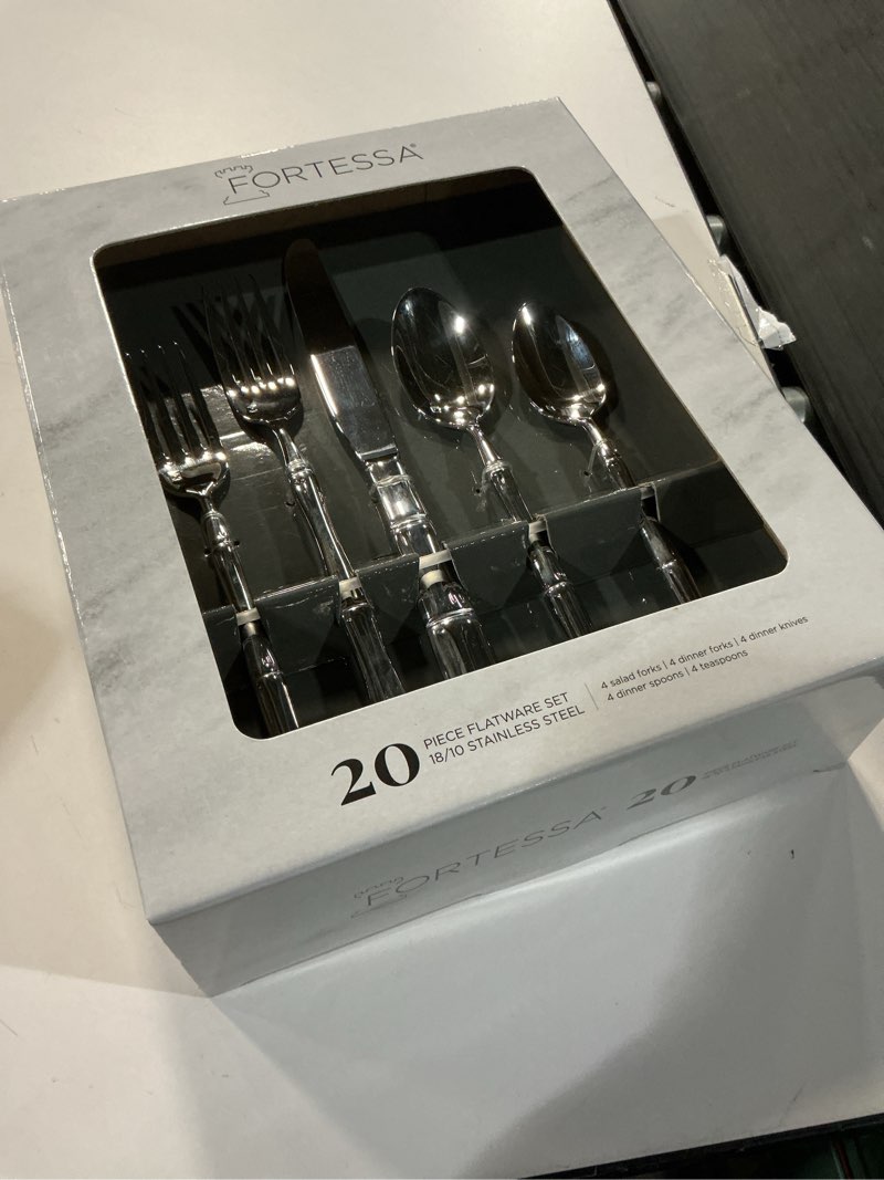 Condition photo showing New/Like New for FORTESSA Royal Pacific 18/10 Stainless Steel Flatware, 20 Piece Place Setting With Table Knife, Forks and Spoons (Service For 4), Dishwasher Safe, Polished