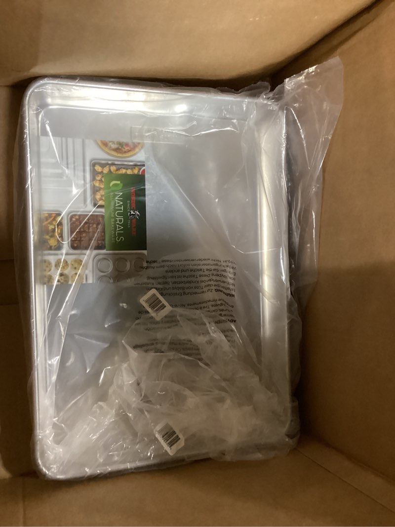 Condition photo showing New/Like New for Nordic Ware High-Sided Naturals Aluminum, 1 Pack