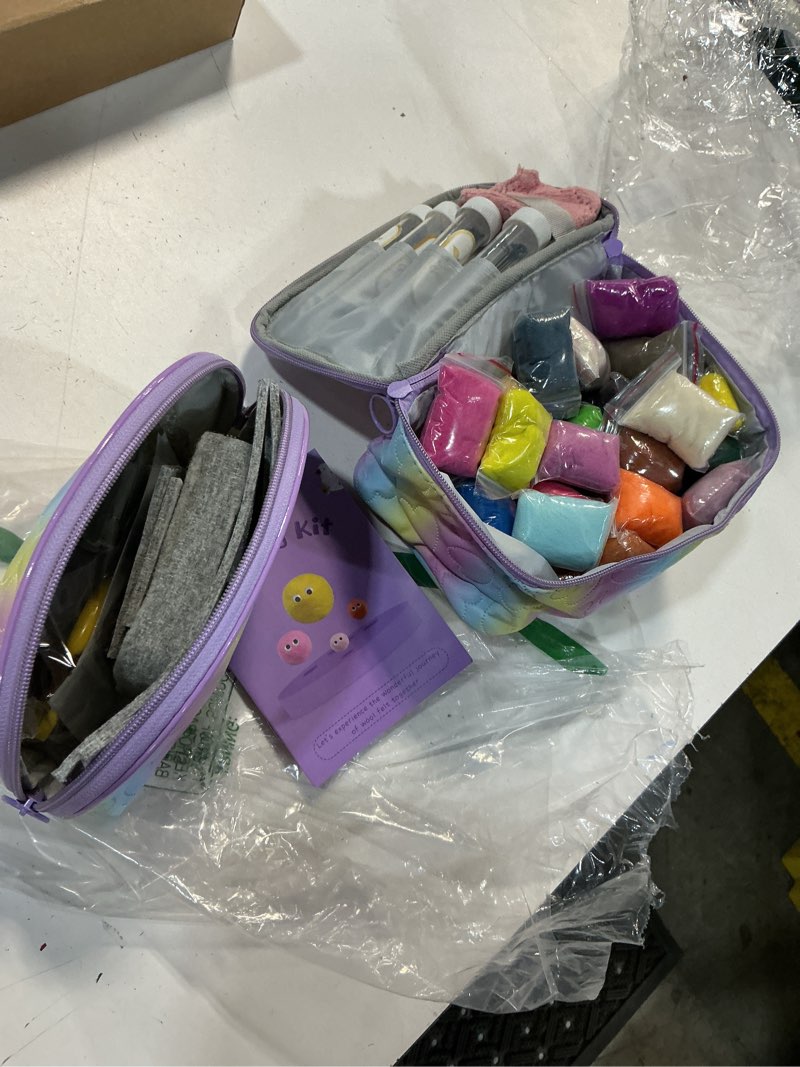Condition photo showing New/Like New for mayboos needle felting kit, 50 colors wool roving set with 2 storage bags, needle felting starter ki