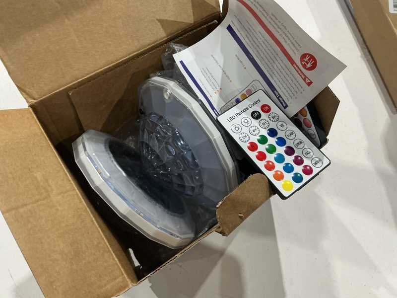 Condition photo showing Good Condition for aponuo solar pool lights, ip68 waterproof floating pool lights with remote& button control, 9 lighting colors& 3 modes pool solar light, timer&memory, floating light for pool, party, bathtub (3 pack) transparent 3