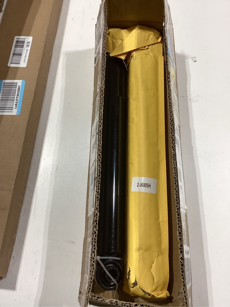 Condition photo showing Good Condition for Rear Shocks Struts for Dodge Ram RWD, OCPTY Shock Absorbers for Dodge Fits 2002 2003 2004 2005 2006 2007 2008 for Dodge for Ram 1500 344398 32390 34514 565126-2pcs
