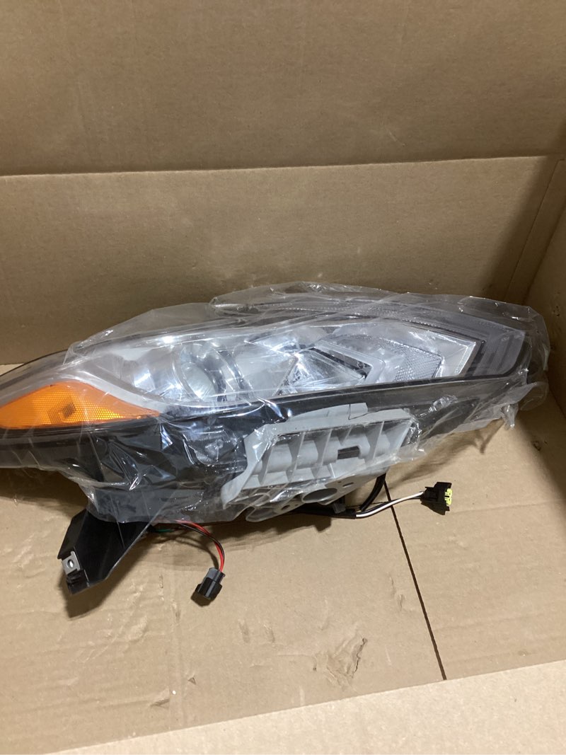Condition photo showing As Is for munirater headlight assembly passenger side black bezel halogen type replacement for 2016 2017 2018 nissan altima ni2502249 ni2503249 (2.5l l4 2488cc 152 cid; sr)