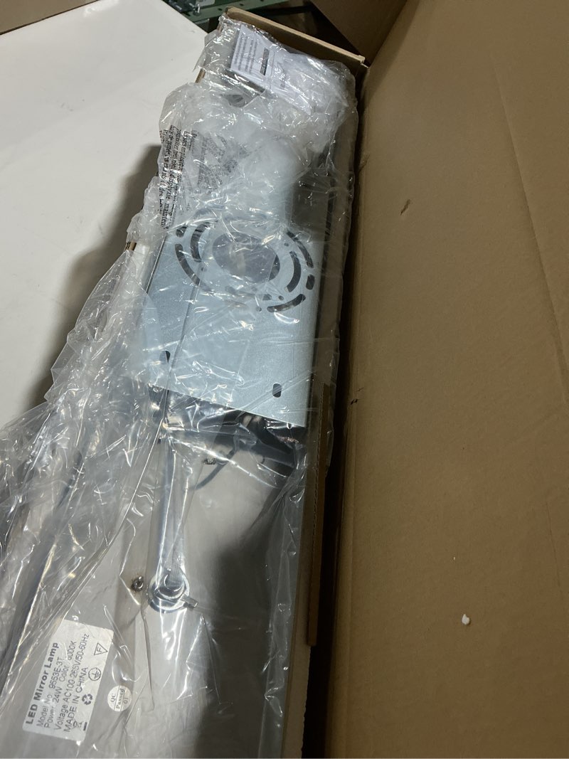 Condition photo showing Good Condition for SineRise LED Modern Bathroom Vanity Light Fixtures (3-Light, 24-Inch), Chrome Modern Acrylic Bathroom Wall Lighting Fixtures Over Mirror (Cool White 6000K) 3-Light, 24-Inch Chrome- Non-dimmable