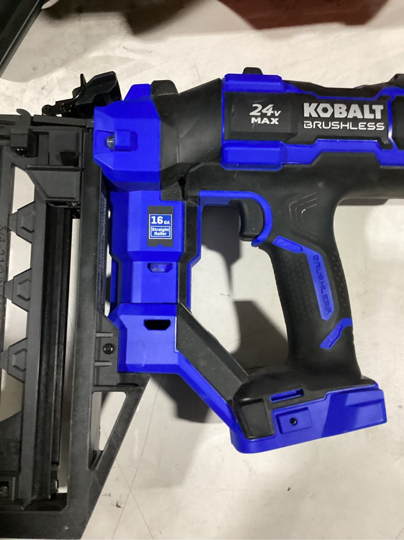Condition photo showing Good Condition for similar to :kobailt dcn680b 20v max* xr® 18 ga cordless brad nailer (tool only)