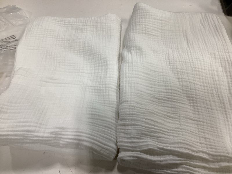 Condition photo showing Good Condition for quince organic airy gauze pillow sham set king white 2 piece
