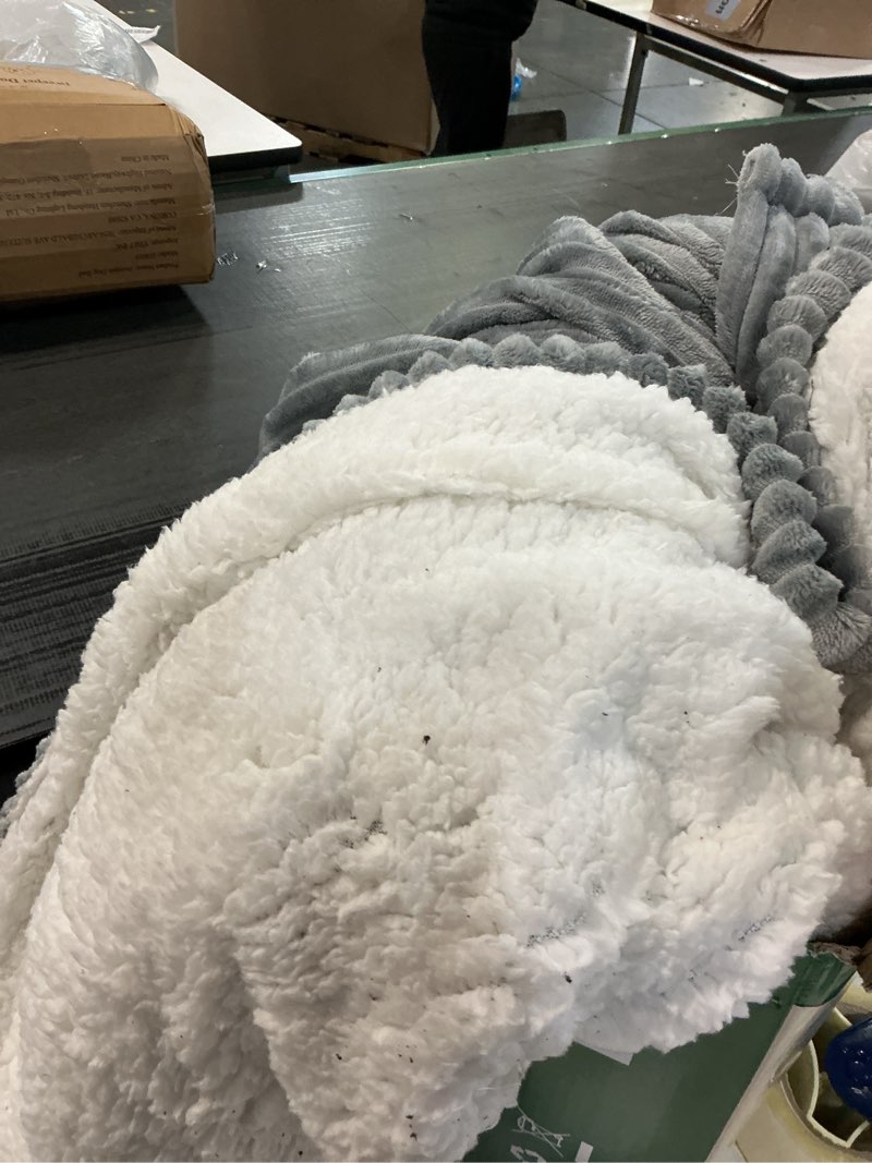 Condition photo showing As Is for Electric Blanket King Size, Electric Heated Blanket with Dual Controls, 5 Heat Settings, 10-Hour Auto Off, Striped Flannel & Sherpa, FCC/ETL Certified, 90''x100'' Light Grey 01-light Grey 90"x100"King
