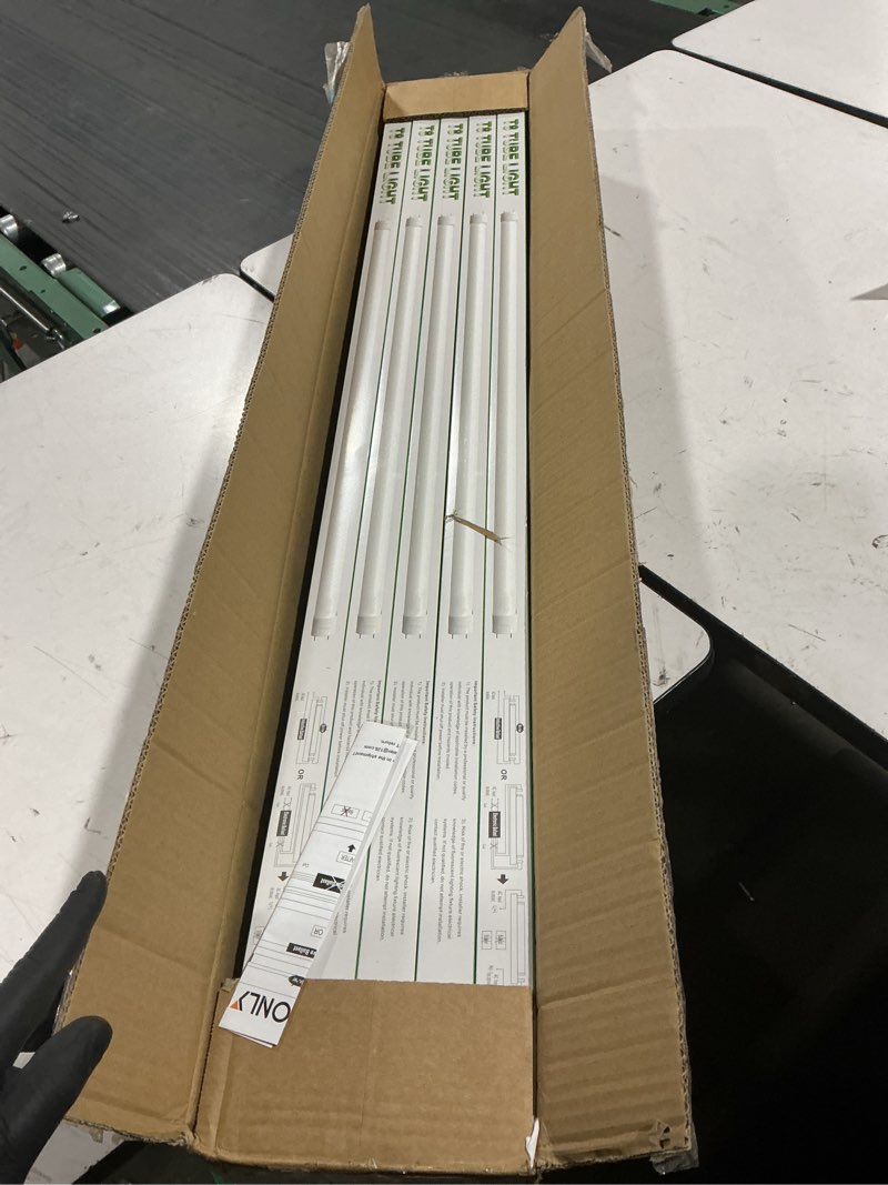 Condition photo showing Good Condition for t8 led bulbs 4 foot - f32t8 28w 4000 lumens(super bright) 5000k, t8 t10 t12 4ft flourescent tube led replacement, ballast bypass, type b, dual-end powered, daylight 10 pack