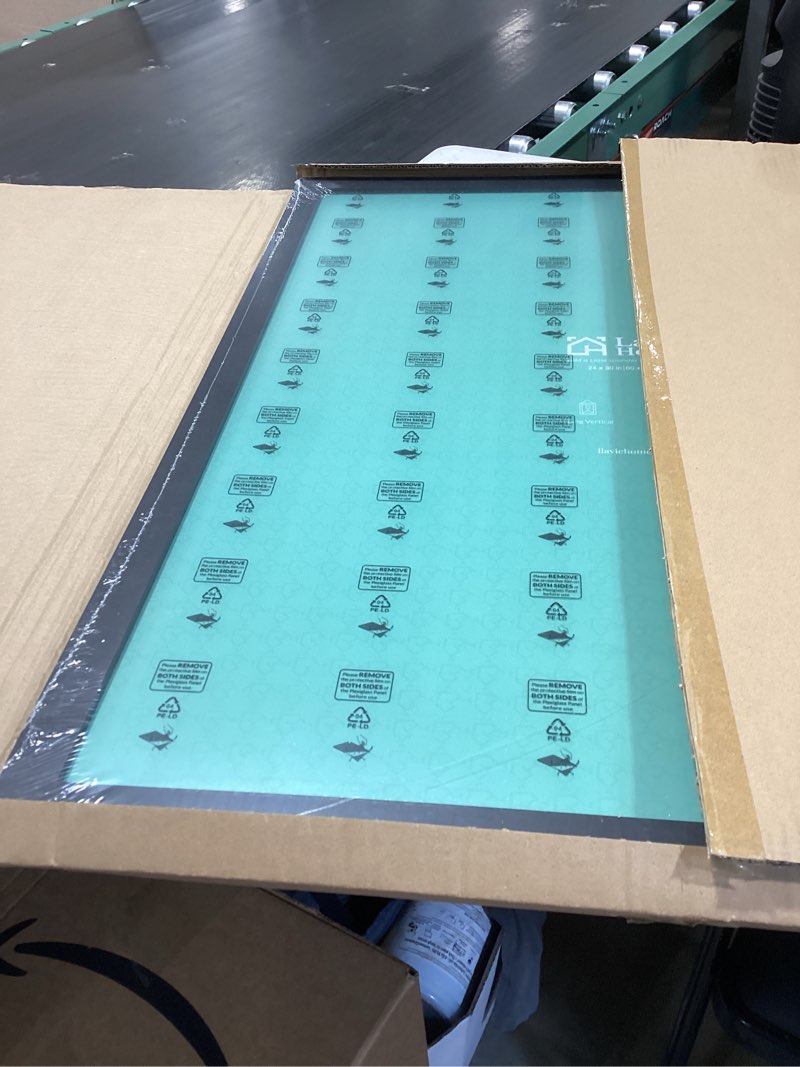 Condition photo showing Good Condition for lavie home 20x30 picture frame black poster frame,display pictures 18x24 with mat or 20x30 without mat, stable and sturdy frame and polished plexiglass, horizontal and vertical format of the walls 20x30 black