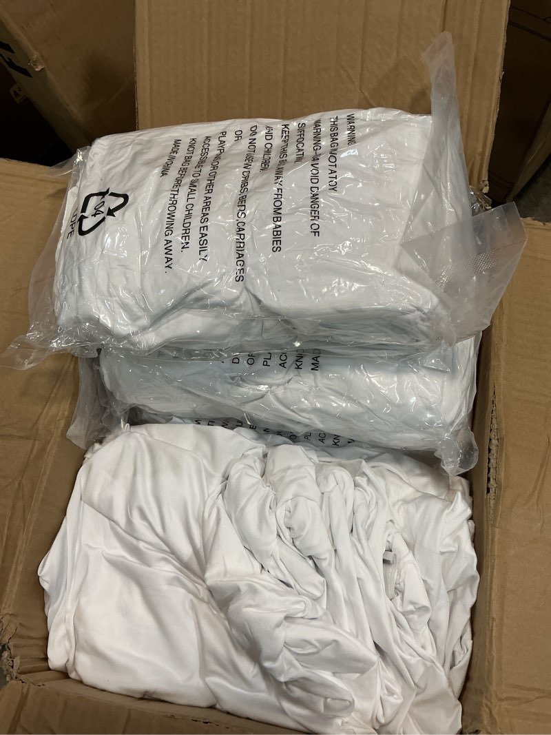 Condition photo showing Good Condition for HAINARverS Folding Chair Covers, 100PCS Upgrade Universal Fitted Stretch Spandex Chair Cover Protector for Wedding,Party,Banquet, Celebration (White, 100 PCS) White 100PCS