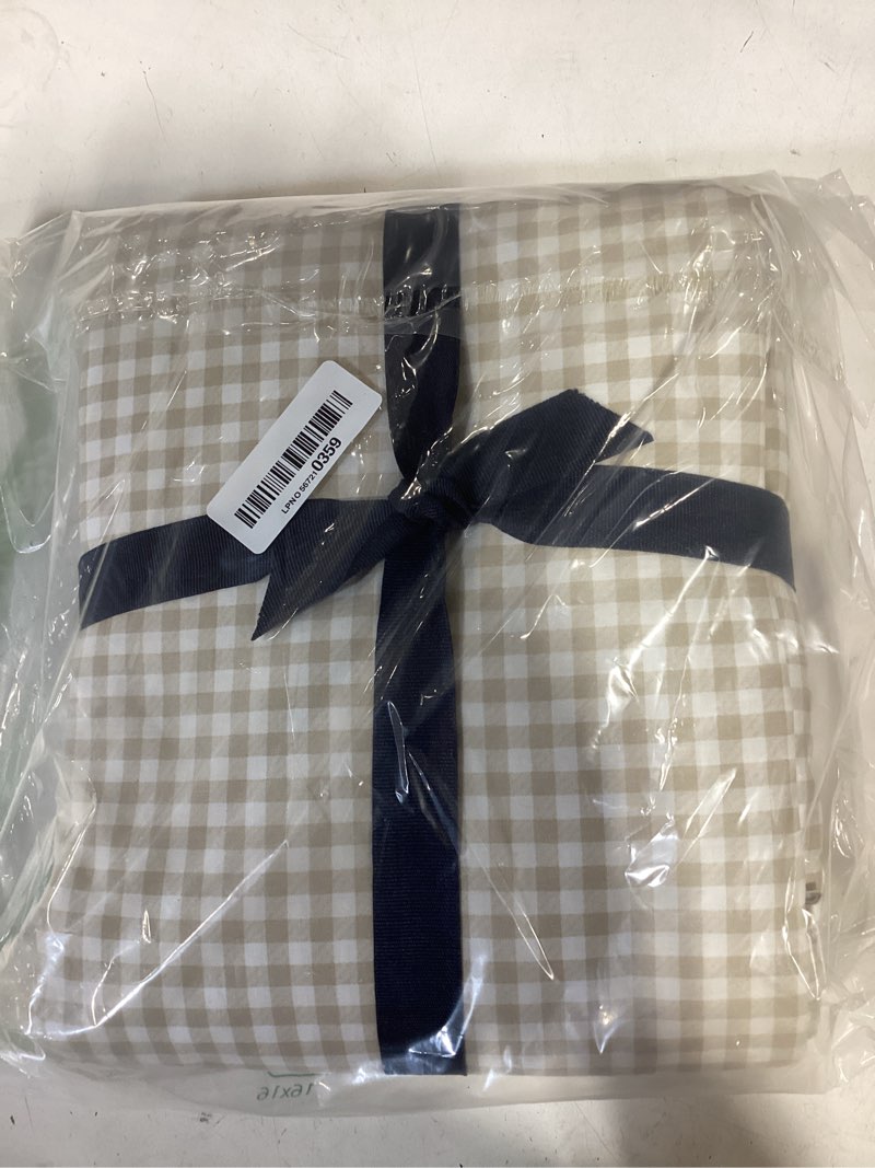 Condition photo showing Good Condition for eddie bauer - sheet set, cotton percale bedding with matching pillowcase, crisp & breathable, 200-thread count, classic comfort essentials (little gingham beige, queen) beige queen
