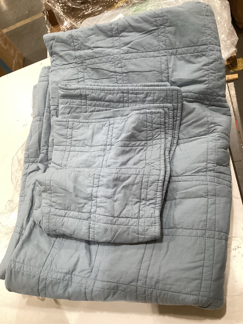 Condition photo showing Good Condition for evergracehome cotton sateen quilt set queen size, pre-washed cotton channel stitch coverlet bedspread, 3 pieces lightweight soft bedding sets for all season, with 2 pillow shams, sonoma blue sonoma blue full/queen (92" x 96")