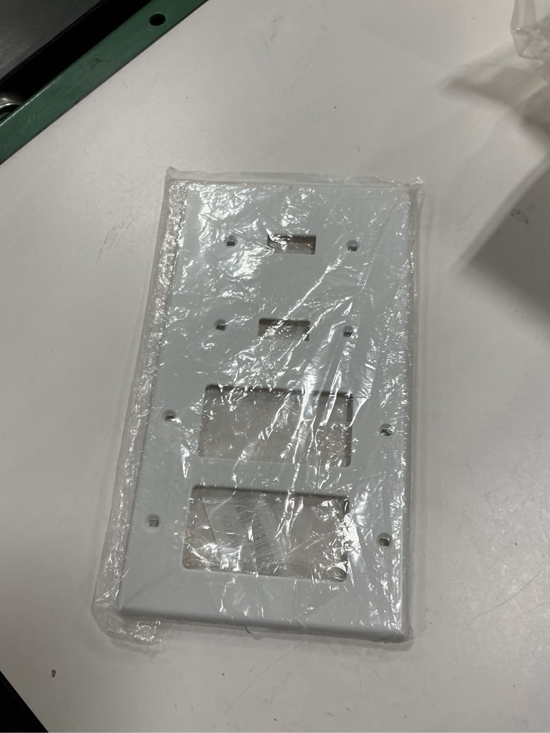 Condition photo showing New/Like New for Bryant Electric NP2262W Wallplate, Nylon, Standard Size, 4-Gang, 2 Toggle, 2 Decorator/GFCI, White Thermoplastic White Standard Size