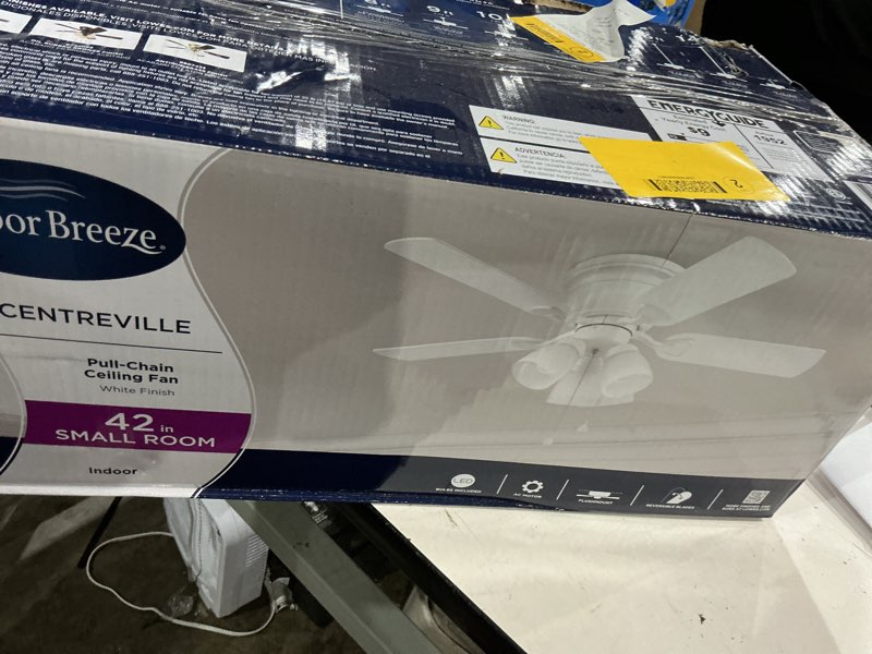 Condition photo showing New/Like New for harbor breeze centreville 42-in white led indoor flush mount ceiling fan with light (5-blade)
