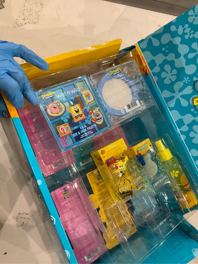 Condition photo showing New/Like New for Wet N Wild SpongeBob PR Box Makeup Set