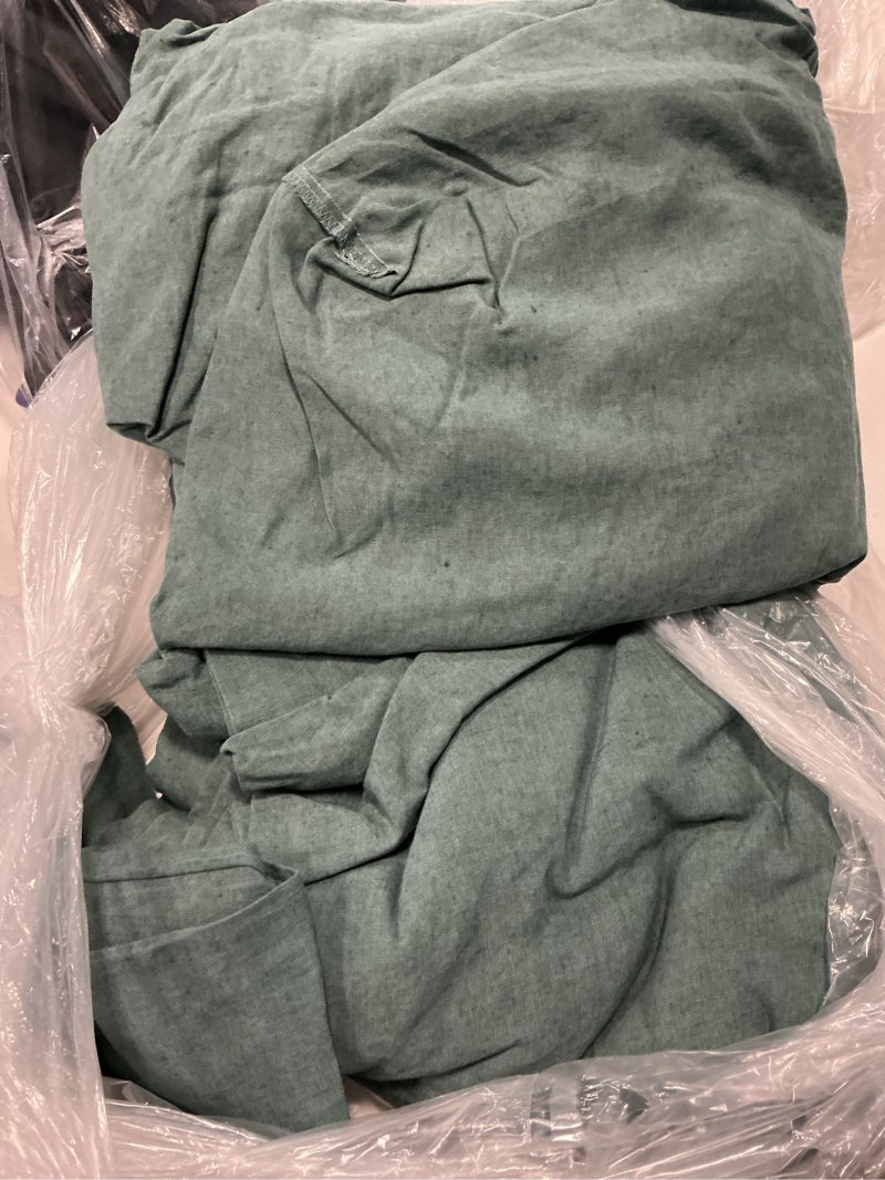 Condition photo showing As Is for european linen sheet set, king, ocean
