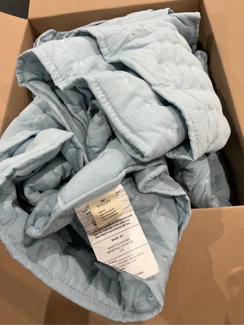 Condition photo showing As Is for (incomplete, missing pieces)wdcozy king size quilt bedding sets with 2 pillow shams, lightweight soft bedspread coverlet, quilted blanket thin comforter bed cover for all season, 3 pieces, 104x90 inches, blue baby blue king