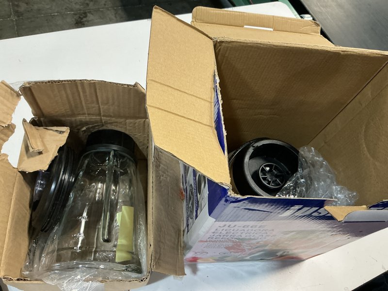 Condition photo showing As Is for blender for smoothies, 1000w glass blender for kitchen countertop with 48oz glass jar ice crusher or juice, milkshake, dessert