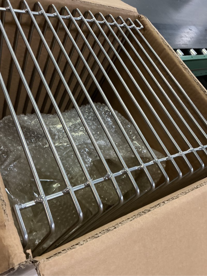 Condition photo showing Good Condition for Square Geometry Retro Side Table Prime-Stainless Steel Linear Metal End Table, Iron Multi-Purpose Desktop Shelf (Silver) Silver Square