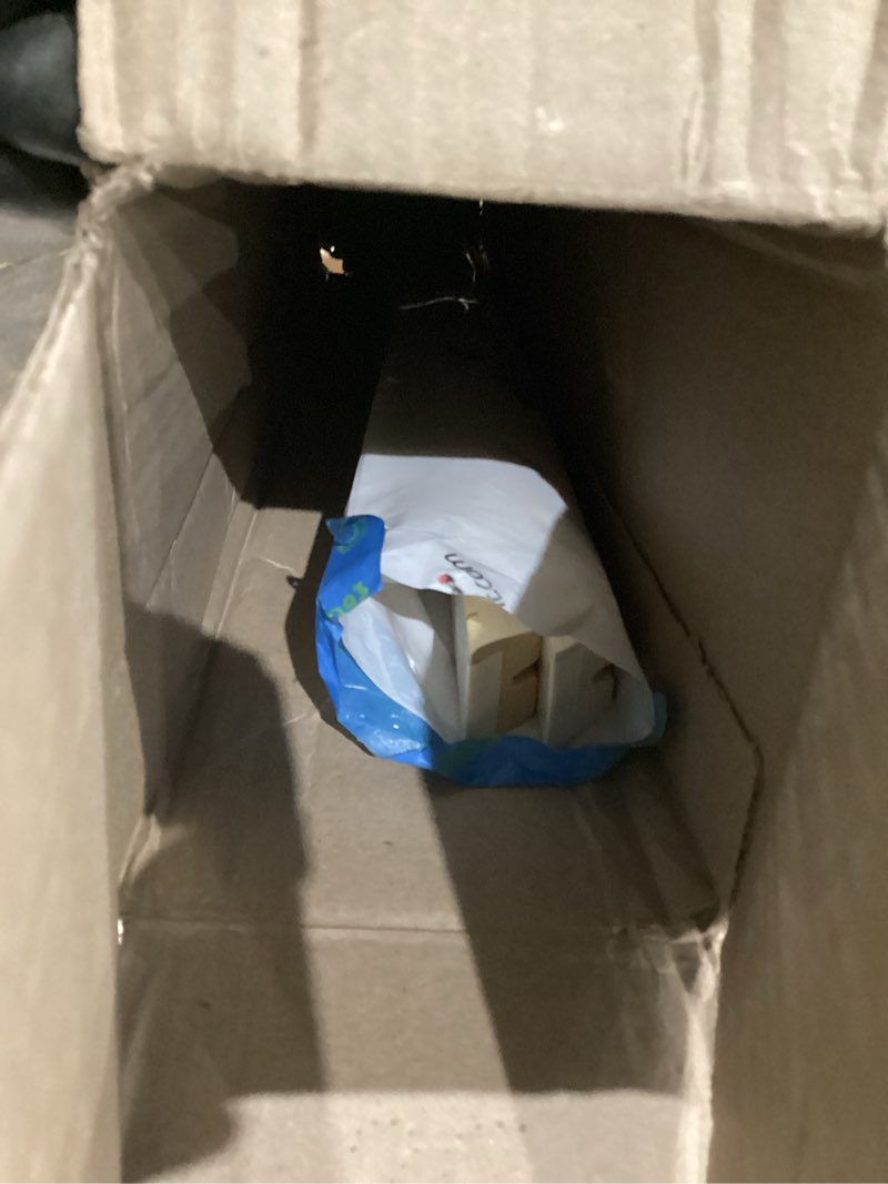 Condition photo showing As Is for DIY Wood Stretcher Bars for Canvas Solid Wood Canvas Frame Kit Easy to Assemble for Gallery Wrap Oil Painting Wall Art Posters Customized Wooden Frame Kit 20x32 Inch 20"X32"