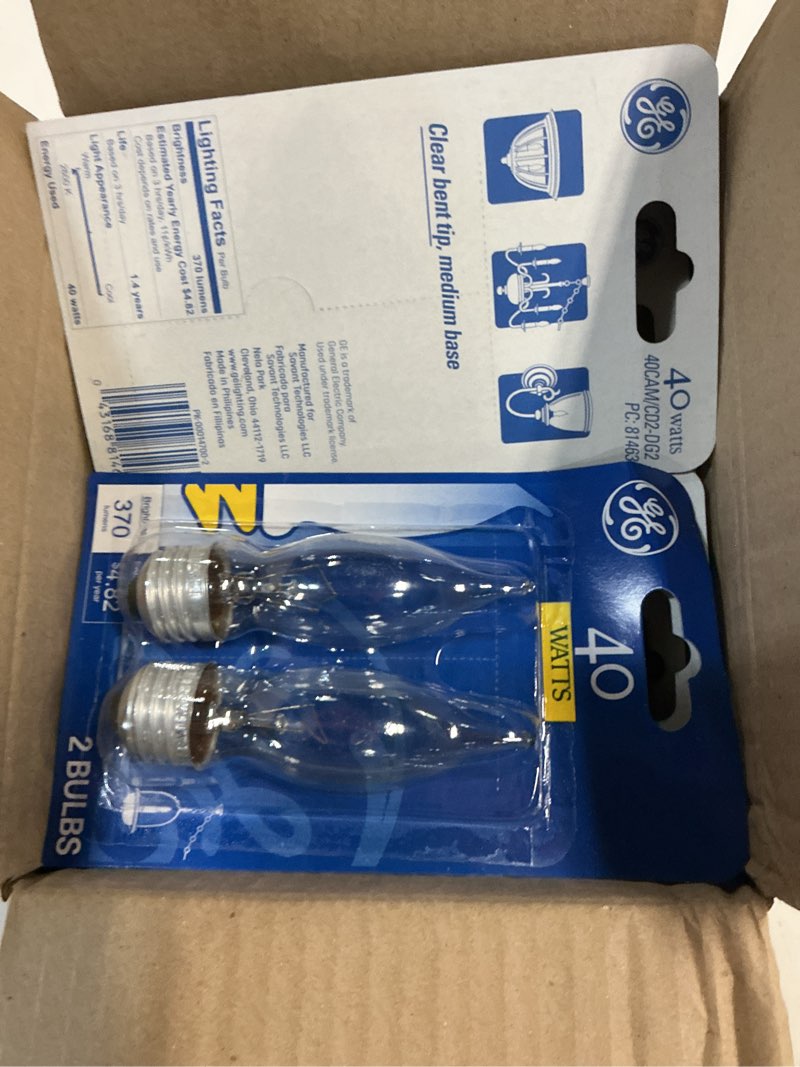 Condition photo showing New/Like New for 12 ge light bulbs 40watts bent tip crystal clear medium base decorative new 6-pk