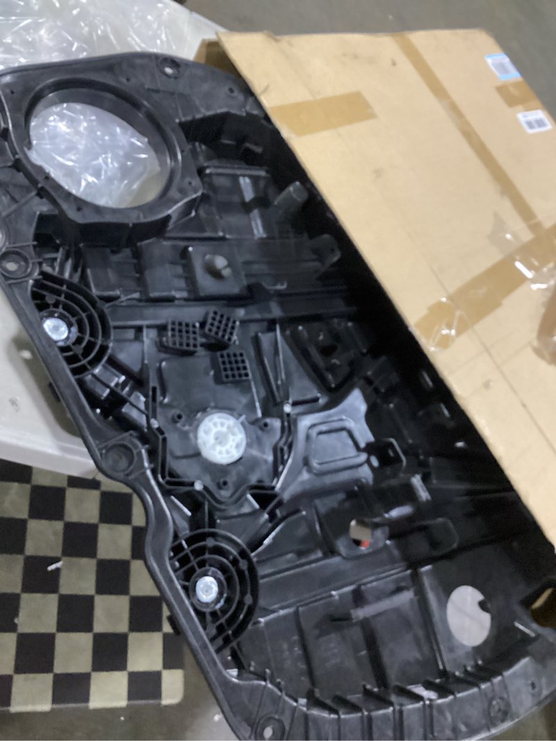 Condition photo showing As Is for (similar to)83481-d5000 rear right power window regulator compatible with 2016-2021 kia optima 1.6l 2.0l 2.4l replacement# 83481-d4000 rear passenger side window regulator