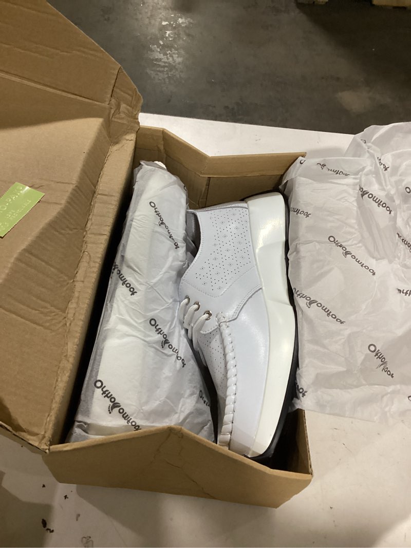 Condition photo showing As Is for OrthoComfoot Women's Arch Support Walking Shoes 8 W1-white