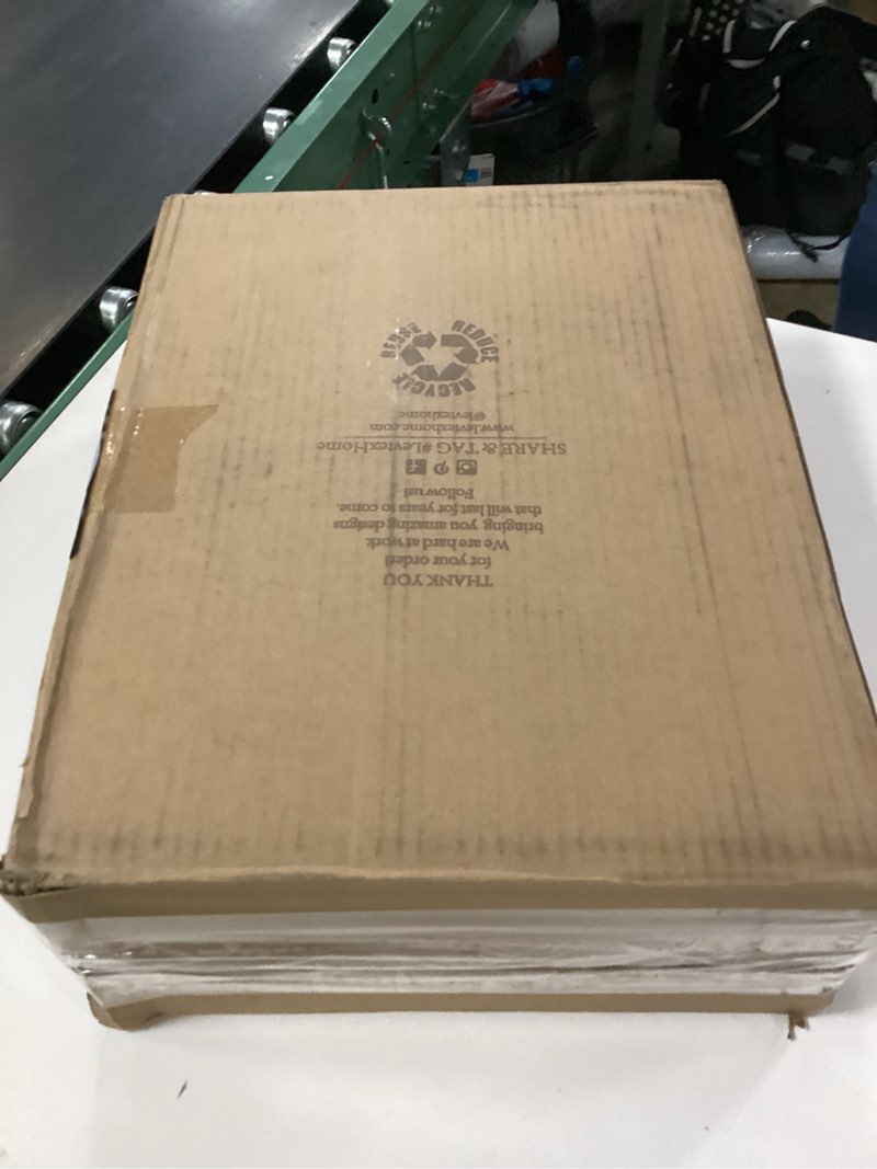 https://lotting-media.assets.bidfta.com/lotting_9157f42b-e448-45e8-90b7-1cfd39ccaaa2