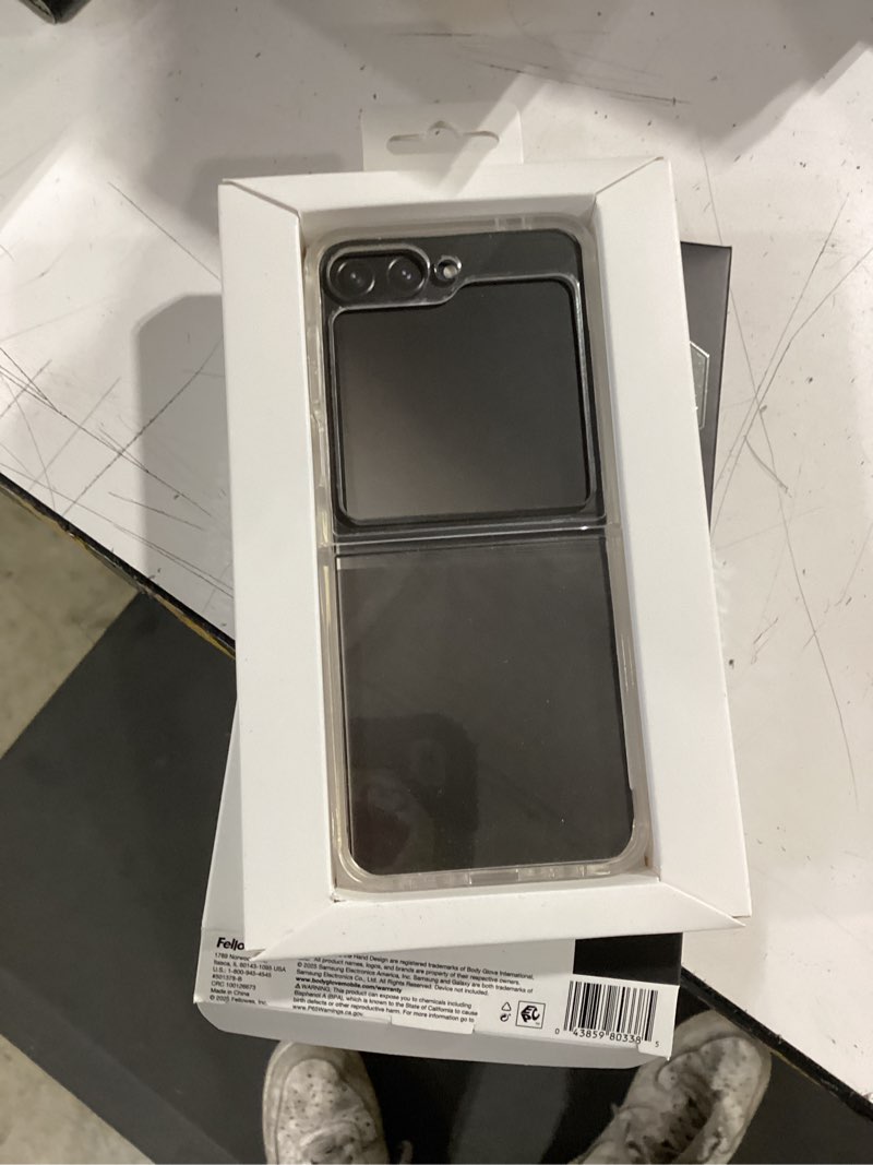 Condition photo showing Good Condition for body glove clear case for samsung galaxy z flip7 fe / z flip6 / z flip5