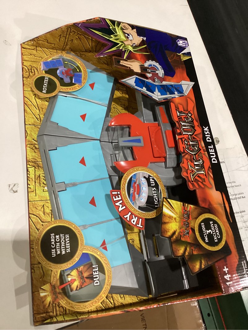 Condition photo showing Good Condition for missing peice yu gi oh - duel disk launcher