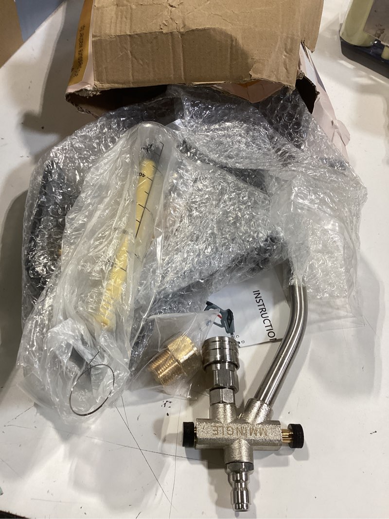 Condition photo showing Good Condition for m mingle pressure washer gun with mini foam cannon, dual connector accessory, undiluted foam blaster with 5 nozzle tips, 1/4" quick connect for car wash, patio, deck cleaning clear+silver