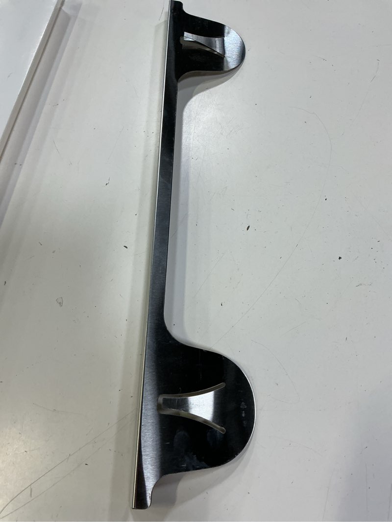 Condition photo showing Good Condition for upgrade 316 stainless steel stove gap covers (1 pack, 23.4”, silver), heat-resistant stove gap filler for kitchen counter and stovetop, range trim kit oven gap guard between stove and counter fixed 23.4 inch “l”-shape-silver