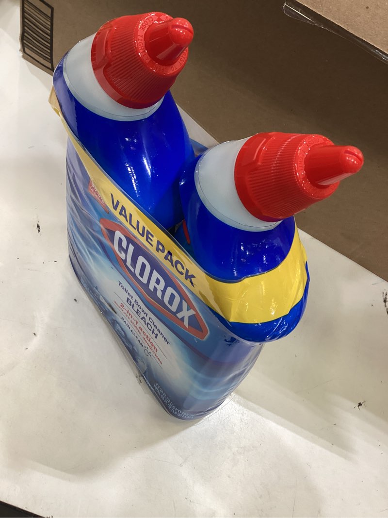 Condition photo showing New/Like New for clorox toilet bowl cleaner bleach, rain clean, 24 fluid ounces, pack of 2 (package may vary)