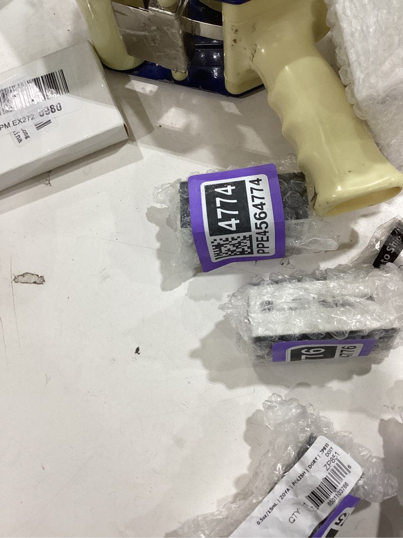 Condition photo showing New/Like New for ZOYA Nail Polish Dory 1 Count (Pack of 1)