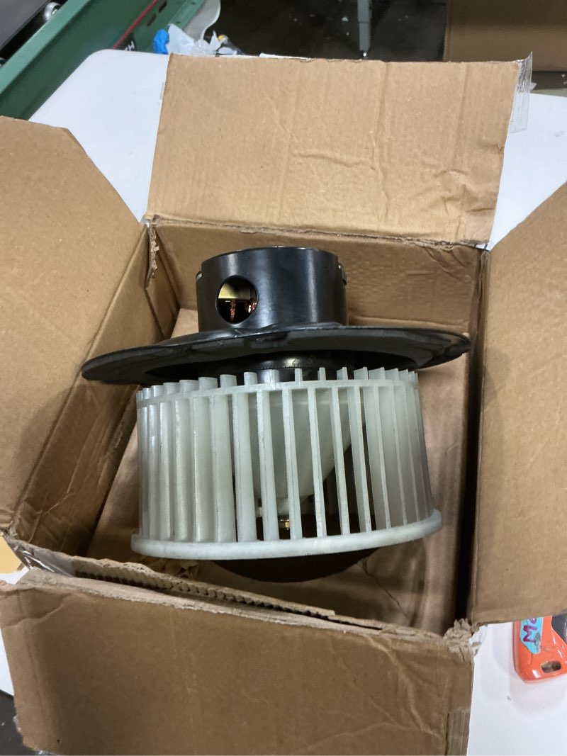 Condition photo showing Good Condition for front hvac heater blower motor fan assembly replacement for 1997-2014 e150 e250 e350 super duty e-series econoline van xc2z-19805-ba 700022 fo3126109 330-58014-000 615-00603