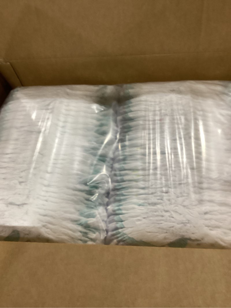 Condition photo showing New/Like New for Pampers Diapers - Cruisers 360 - Size 3, 136 Count, Babyproof up to 100% Leakproof Pull-On Diaper