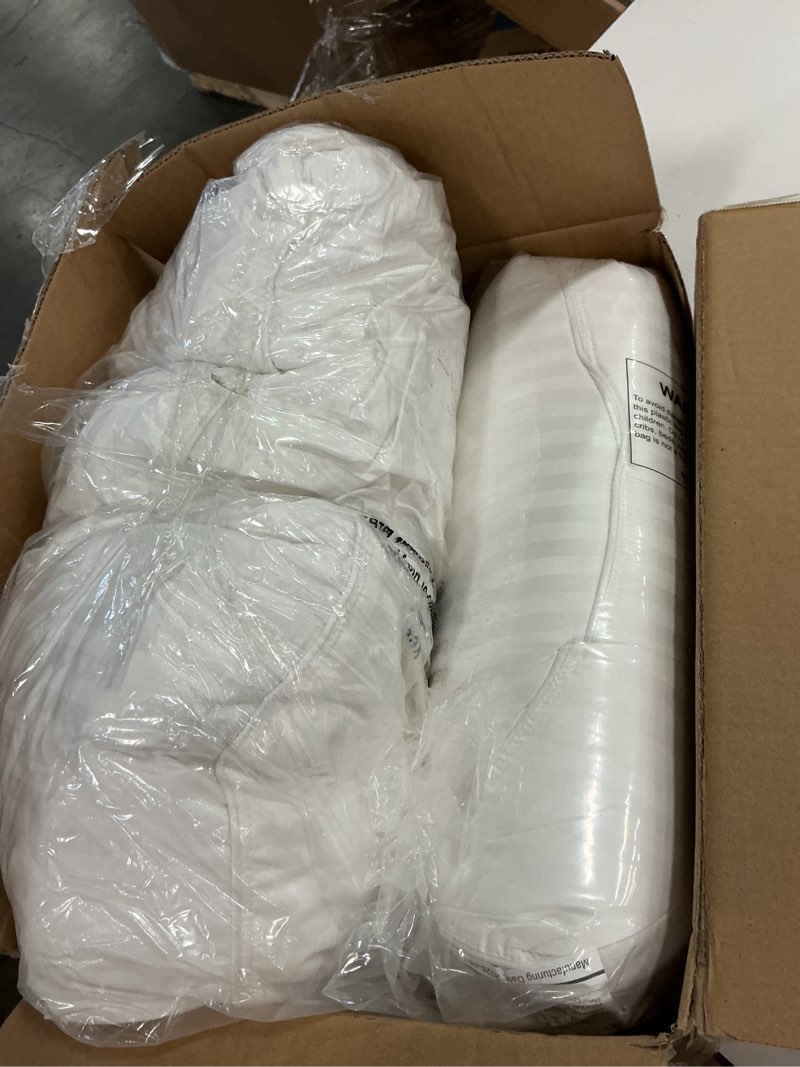 Condition photo showing Good Condition for Beckham Hotel Collection Bed Pillows Standard/Queen Size Set of 2 - Original Soft Down Alternative Pillow for Sleeping - Soft Support for Back, Stomach or Side Sleepers