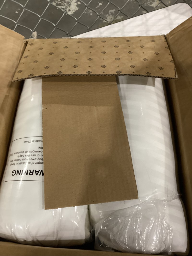 Condition photo showing New/Like New for Beckham Hotel Collection Bed Pillows Standard/Queen Size Set of 2 - Original Soft Down Alternative Pillow for Sleeping - Soft Support for Back, Stomach or Side Sleepers Queen / Standard White